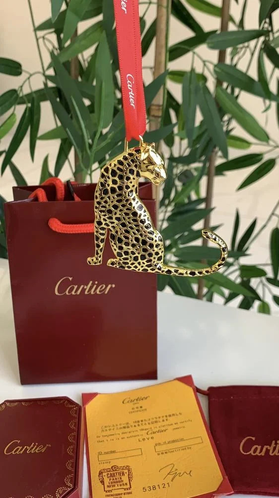Luxury Leopard Car Hanging Ornament – Premium Vehicle Decor