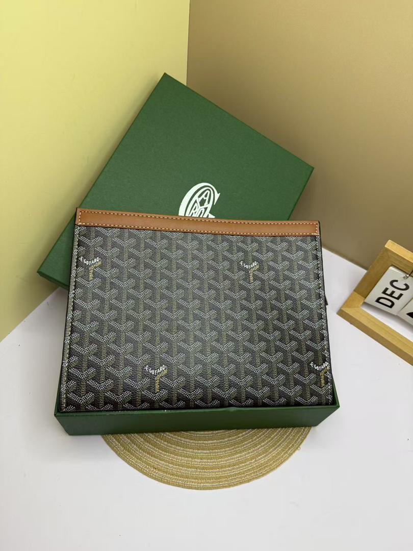 Monogram Canvas Men's Clutch Pouch | Luxury Designer-Style Zip Pouch with Gift Box | حقيبة كلاتش رجالي مونوغرام